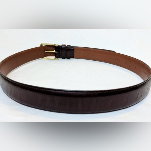 COACH Women’s Leather Burgundy Belt with Brushed Solid Brass Buckle Size 32 - Picture 2 of 15